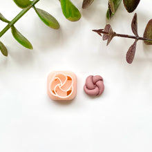 Load image into Gallery viewer, Knot Stud Extruded Dupe