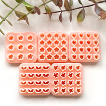Load image into Gallery viewer, Flower Leaf Micro Cluster Cutters Bundle of 5