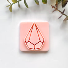 Load image into Gallery viewer, Diamond Flat Bottom Terrarium