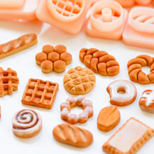 Load image into Gallery viewer, Bakery Cutters Bundle of 14 (15 Cutters)