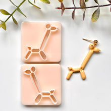 Load image into Gallery viewer, Giraffe Balloon