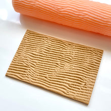Load image into Gallery viewer, Sand Ripple Texture Roller