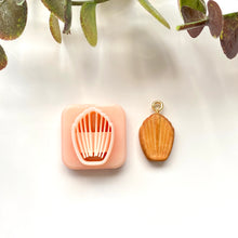 Load image into Gallery viewer, Madeleine