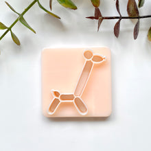 Load image into Gallery viewer, Giraffe Balloon