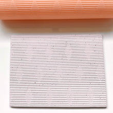 Load image into Gallery viewer, Hidden Diamond Line Texture Roller