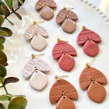 Load image into Gallery viewer, Aztec Patch Texture Roller