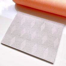 Load image into Gallery viewer, Hidden Diamond Line Texture Roller