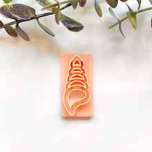 Load image into Gallery viewer, Long Shell Outline