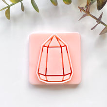 Load image into Gallery viewer, Long Wide Bottom Terrarium