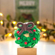 Load image into Gallery viewer, Merry Wreathmas Kit
