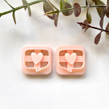 Load image into Gallery viewer, Speech Heart Bubble