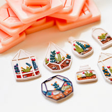 Load image into Gallery viewer, Terrarium + Accessories Big Bundle