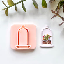 Load image into Gallery viewer, Bell Jar Terrarium