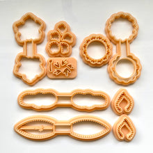 Load image into Gallery viewer, Tropical 2026 Stitch Keychain Cutters Bundle of 4 (9 Cutters)
