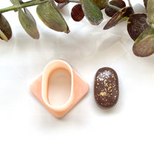 Load image into Gallery viewer, Oval Chocolate