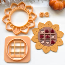 Load image into Gallery viewer, Sunflower TicTacToe Set