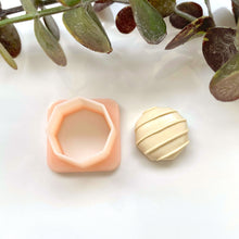 Load image into Gallery viewer, Hexagon Chocolate