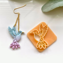 Load image into Gallery viewer, Hummingbird