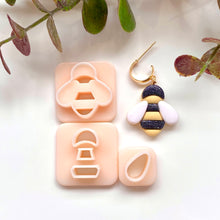 Load image into Gallery viewer, Bee Cutout