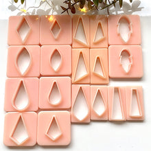 Load image into Gallery viewer, Layered Set Cutters Bundle of 8 (18 Cutters)