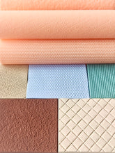 Load image into Gallery viewer, Striped Fabric Texture Roller