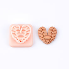 Load image into Gallery viewer, Heart Stud Rattan