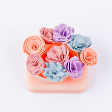 Load image into Gallery viewer, Scallop Roller Cutter