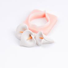 Load image into Gallery viewer, Calla Lily DIY