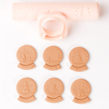 Load image into Gallery viewer, Cookie Snowglobe Roller