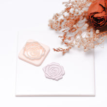 Load image into Gallery viewer, Rose