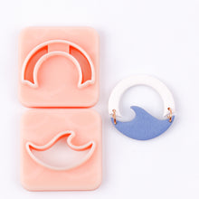 Load image into Gallery viewer, Wave Bezel Dangle Set