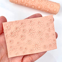 Load image into Gallery viewer, Daisy Texture Roller