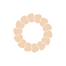 Load image into Gallery viewer, Heart Wreath