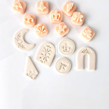 Load image into Gallery viewer, Royal Stamps *20% OFF BUNDLES*