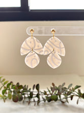 Load image into Gallery viewer, Translucent White Swirl Dangles
