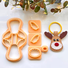 Load image into Gallery viewer, Reindeer Stitch Keychain Set
