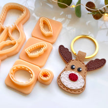 Load image into Gallery viewer, Reindeer Stitch Keychain Set
