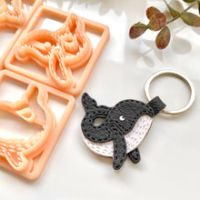 Load image into Gallery viewer, Whale Stitch Keychain Set
