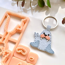 Load image into Gallery viewer, Seal Stitch Keychain Set
