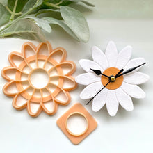 Load image into Gallery viewer, 12-Petal Flower Clock Set
