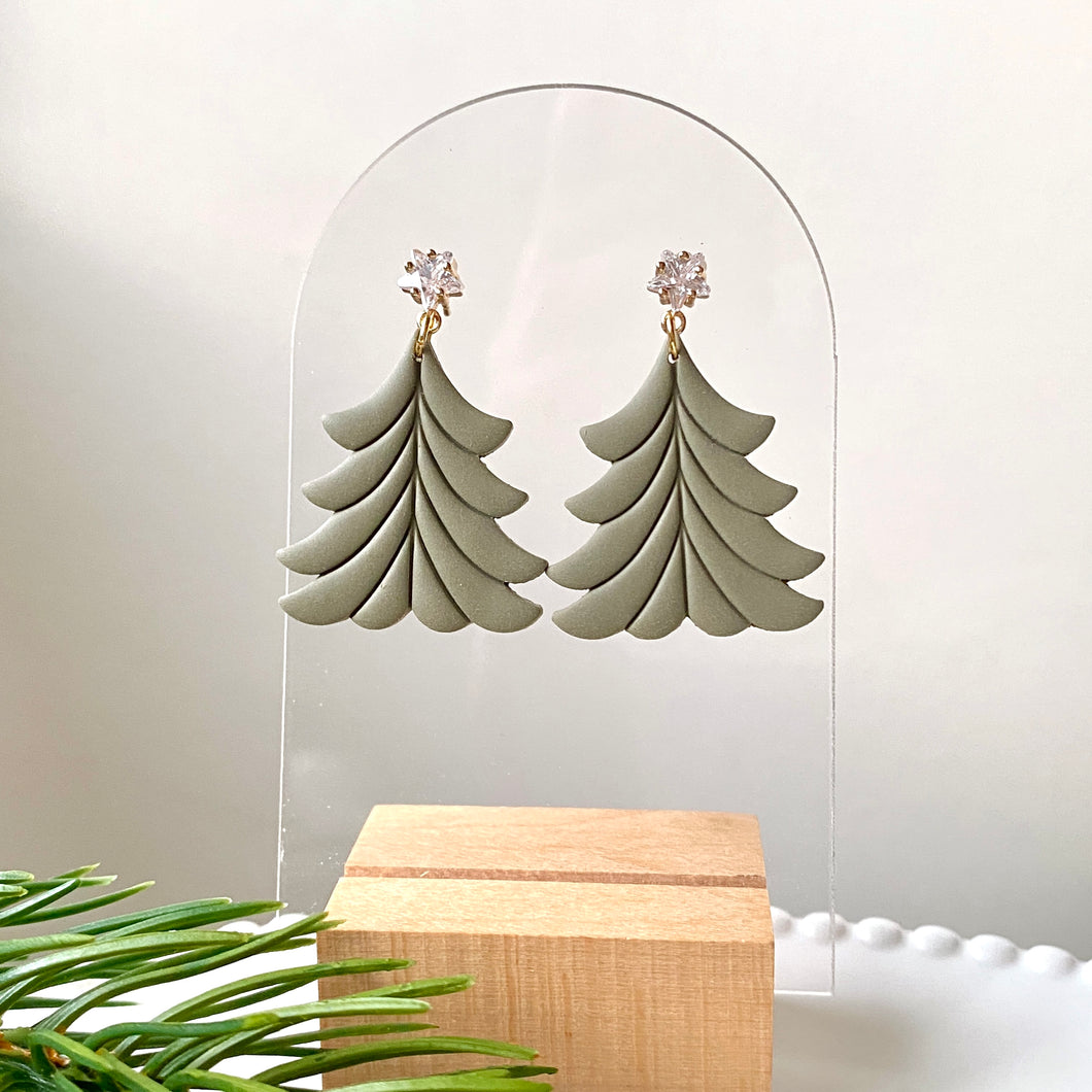 Layered Tree Dangles