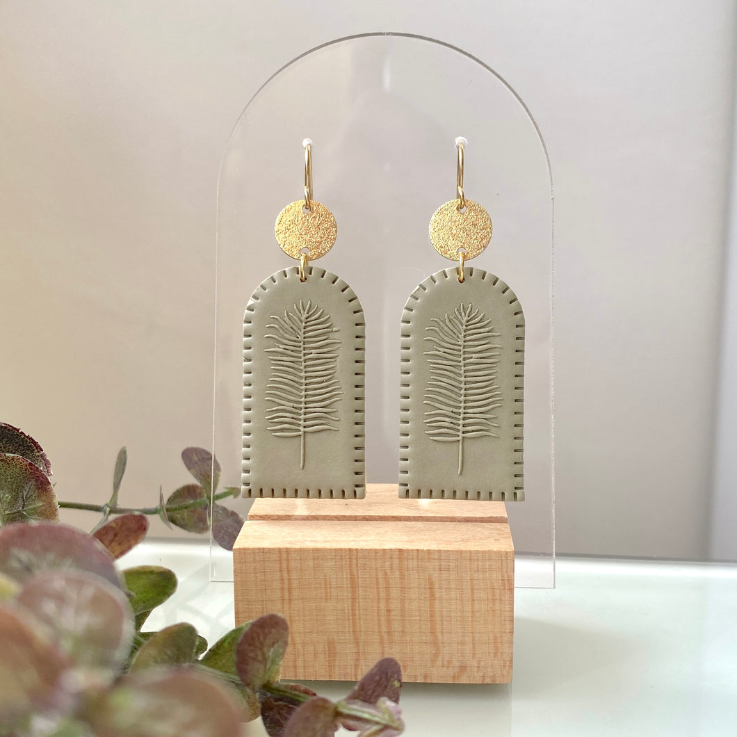 Palm Leaf Stitch Dangles