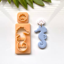 Load image into Gallery viewer, Seahorse Shell Set
