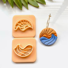 Load image into Gallery viewer, Sun Sea Circle
