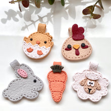 Load image into Gallery viewer, Carrot Stitch Keychain Set
