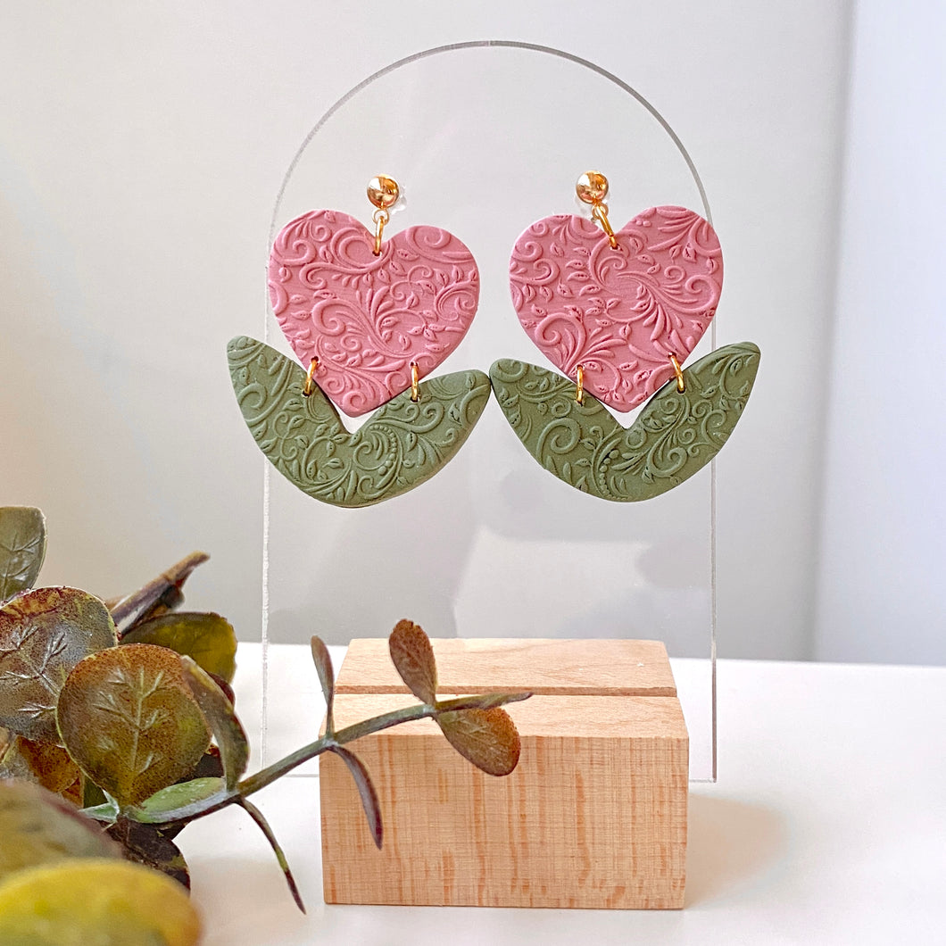 Textured Flower Plant Dangles