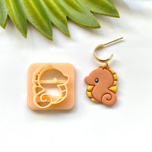 Load image into Gallery viewer, Cute Seahorse
