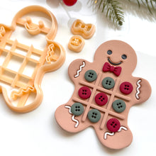 Load image into Gallery viewer, Gingerbread Man TicTacToe Set
