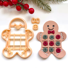 Load image into Gallery viewer, Gingerbread Man TicTacToe Set
