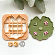 Load image into Gallery viewer, Lily Pad TicTacToe Set
